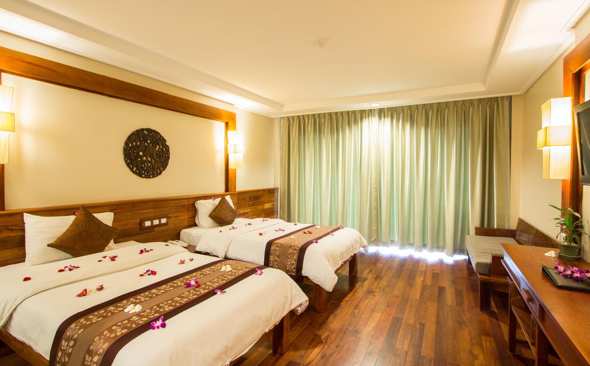 Royal Empire Premium Hotel Siem Reap Zewnętrze zdjęcie