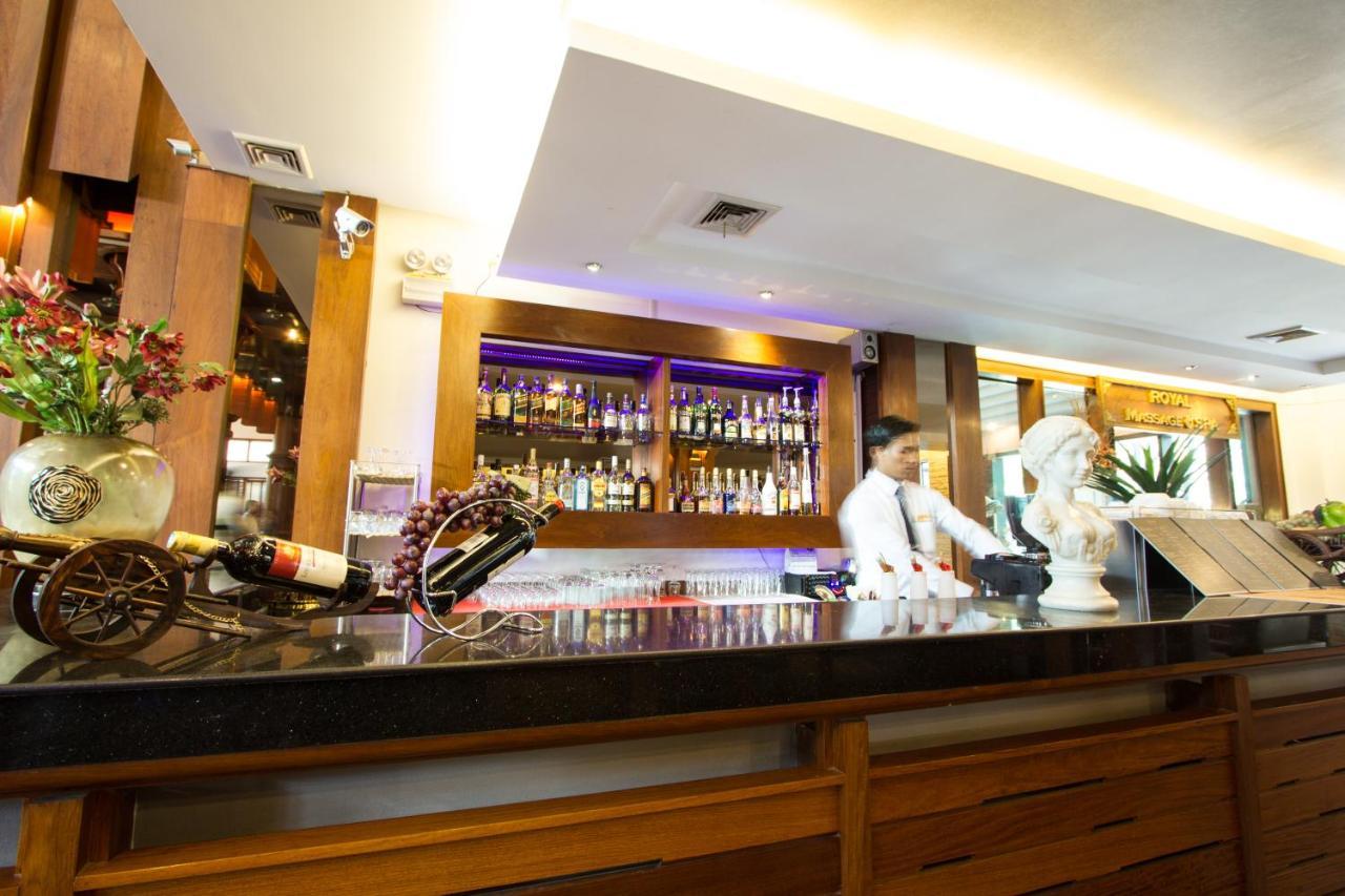 Royal Empire Premium Hotel Siem Reap Zewnętrze zdjęcie