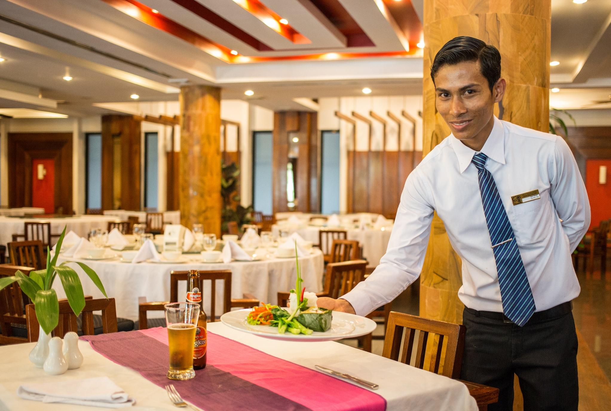 Royal Empire Premium Hotel Siem Reap Zewnętrze zdjęcie