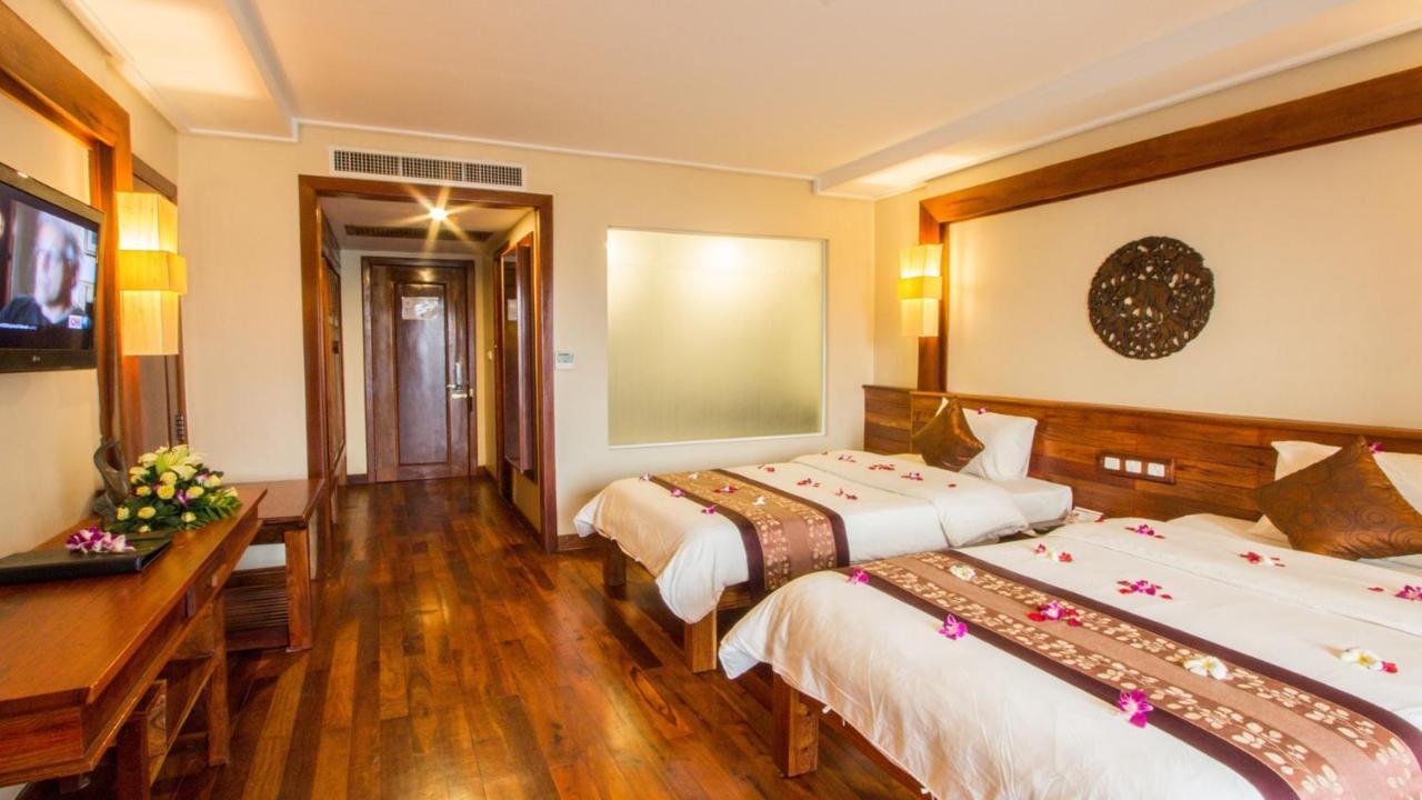 Royal Empire Premium Hotel Siem Reap Zewnętrze zdjęcie