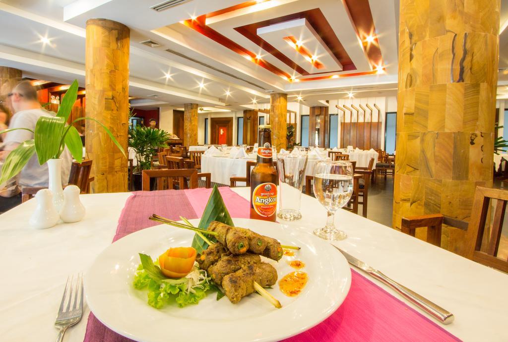 Royal Empire Premium Hotel Siem Reap Zewnętrze zdjęcie