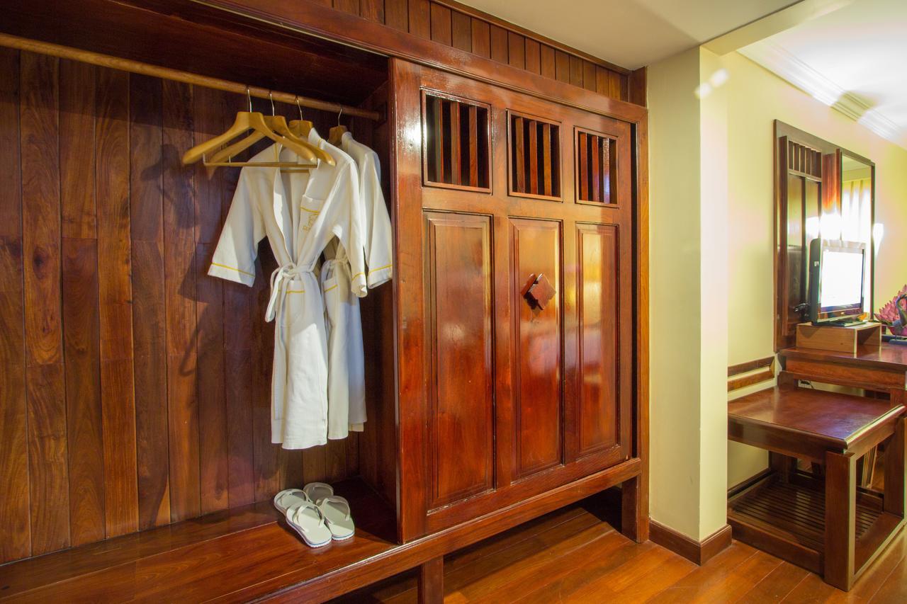 Royal Empire Premium Hotel Siem Reap Zewnętrze zdjęcie