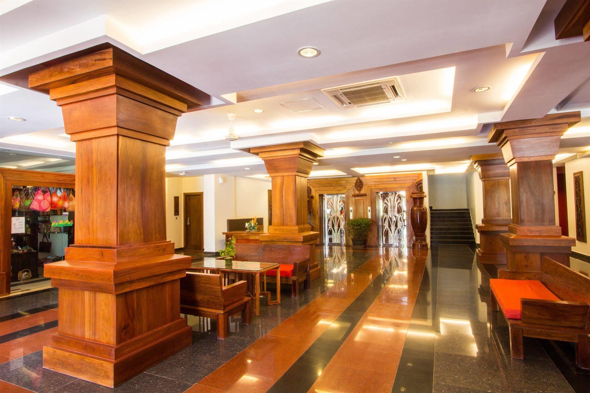 Royal Empire Premium Hotel Siem Reap Zewnętrze zdjęcie